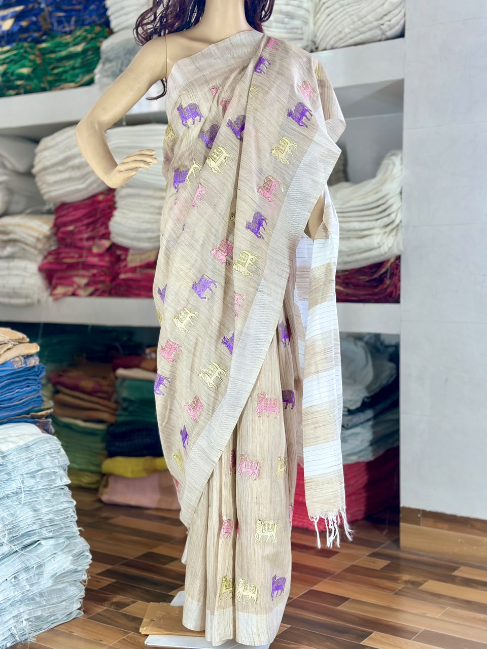 R H Handloom craftsmanship